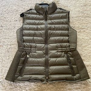 Burberry Brit Vest In a Golden Olive Pewter